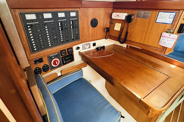 37ft Tartan Yacht For Sale