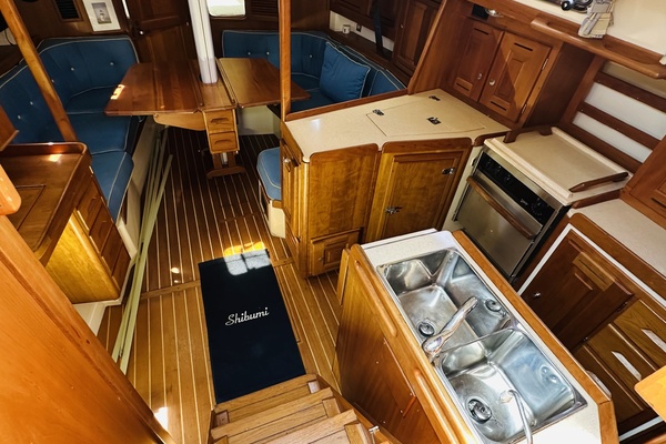 37ft Tartan Yacht For Sale