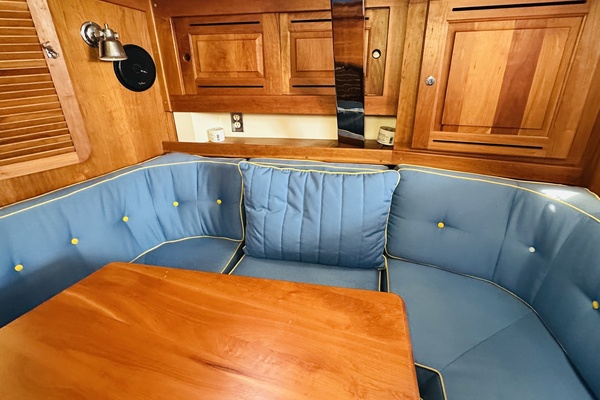 37ft Tartan Yacht For Sale