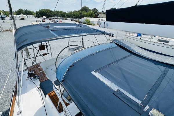 37ft Tartan Yacht For Sale
