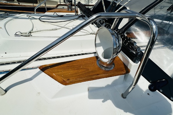 37ft Tartan Yacht For Sale