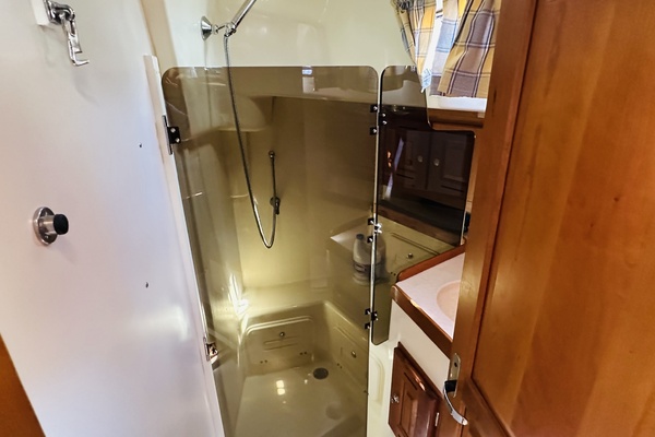 37ft Tartan Yacht For Sale