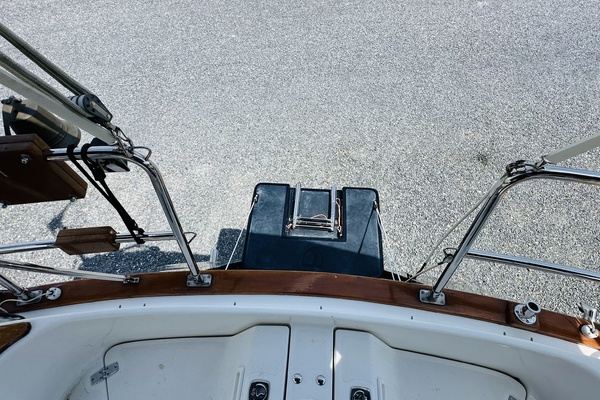 37ft Tartan Yacht For Sale