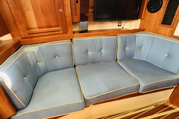 37ft Tartan Yacht For Sale