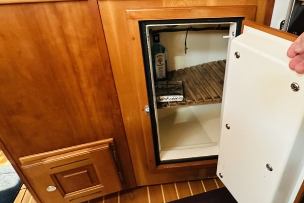 37ft Tartan Yacht For Sale