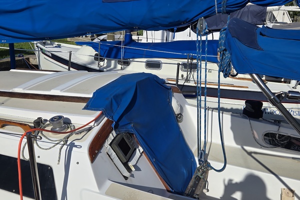 Sharon 25ft Catalina Yacht For Sale