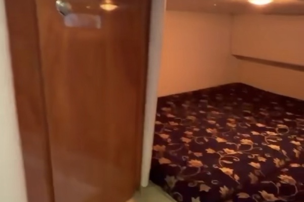 27ft Four Winns Yacht For Sale