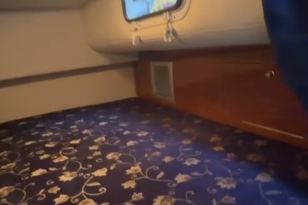 27ft Four Winns Yacht For Sale
