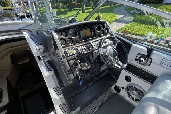 29ft Monterey Yacht For Sale