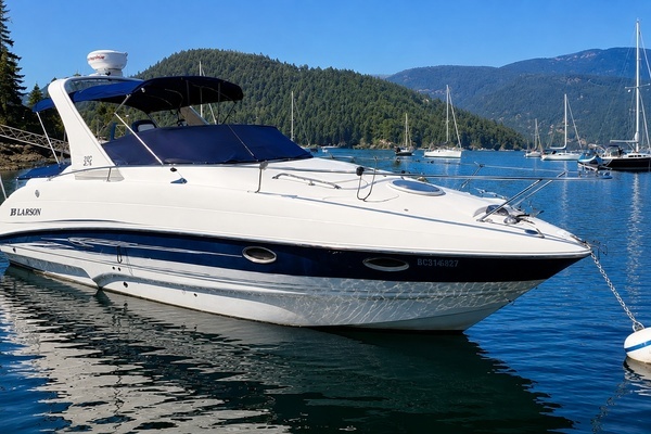 28-ft-Larson-2010-Cabrio 274-Escape II VANCOUVER  Canada  yacht for sale