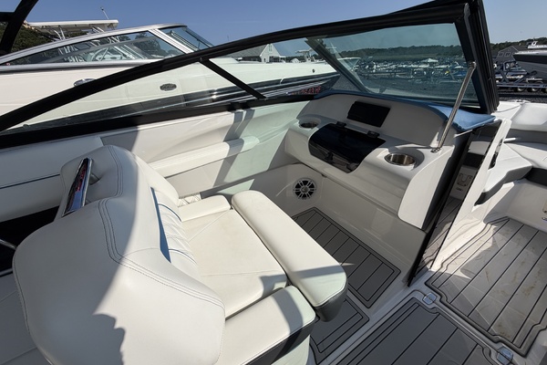 22ft Regal Yacht For Sale