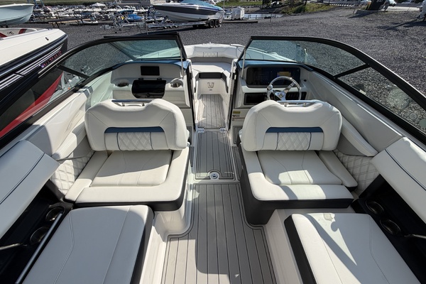 22ft Regal Yacht For Sale