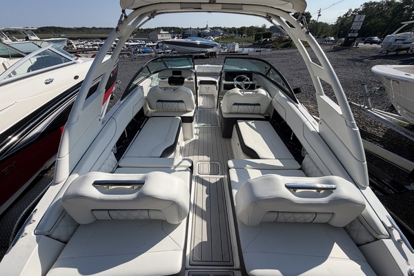 22ft Regal Yacht For Sale