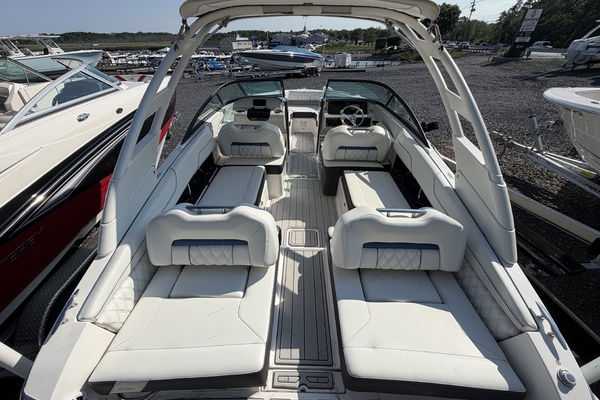 22ft Regal Yacht For Sale