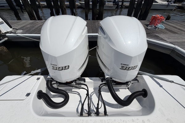 31ft Sportsman Yacht For Sale