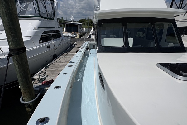 37ft Millenium Marine Yacht For Sale