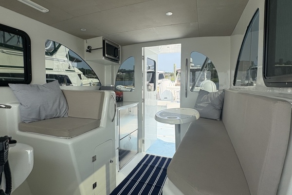37ft Millenium Marine Yacht For Sale