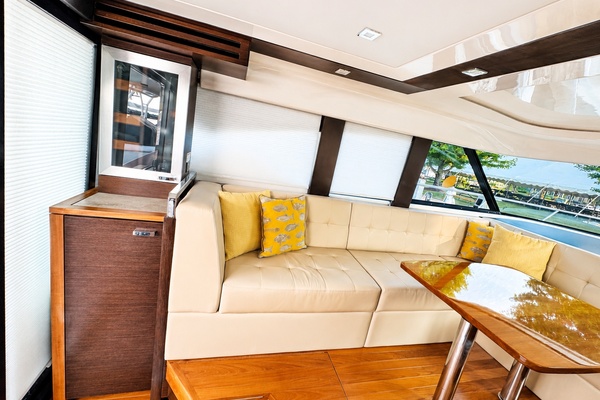 Living  The HighLife 44ft Tiara Yachts Yacht For Sale