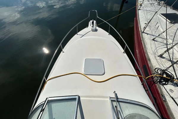 27ft Wellcraft Yacht For Sale