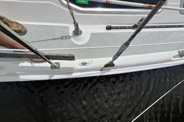 Mt  Olympus 41ft Hunter Yacht For Sale