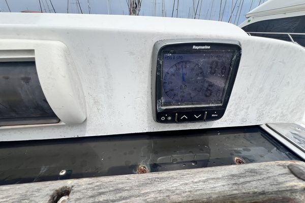 Mt  Olympus 41ft Hunter Yacht For Sale