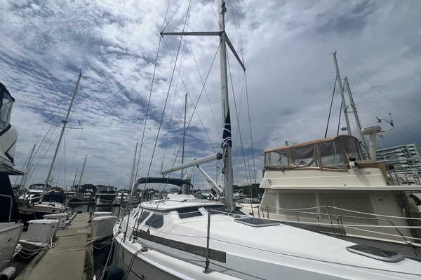 Mt  Olympus 41ft Hunter Yacht For Sale