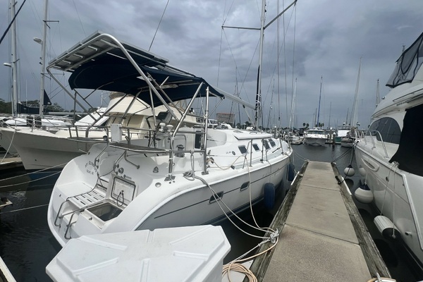 41-ft-Hunter-2007-41 Deck Salon-Mt. Olympus Daytona Beach Florida United States  yacht for sale