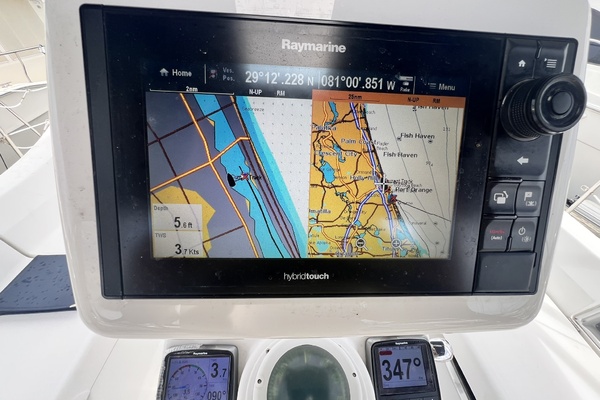Mt  Olympus 41ft Hunter Yacht For Sale