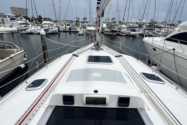 Mt  Olympus 41ft Hunter Yacht For Sale