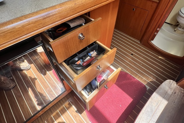 Mt  Olympus 41ft Hunter Yacht For Sale