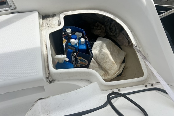 Mt  Olympus 41ft Hunter Yacht For Sale