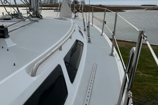 Magnolia 36ft Catalina Yacht For Sale