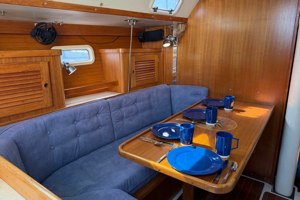 Magnolia 36ft Catalina Yacht For Sale