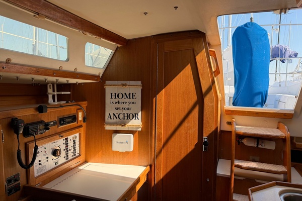 Magnolia 36ft Catalina Yacht For Sale
