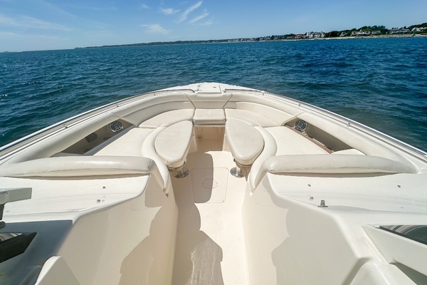 2015 Grady-White 37