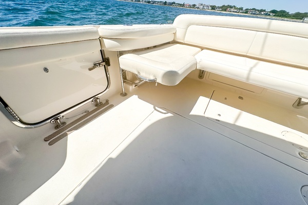 Blue Jeanne 37ft Grady White Yacht For Sale