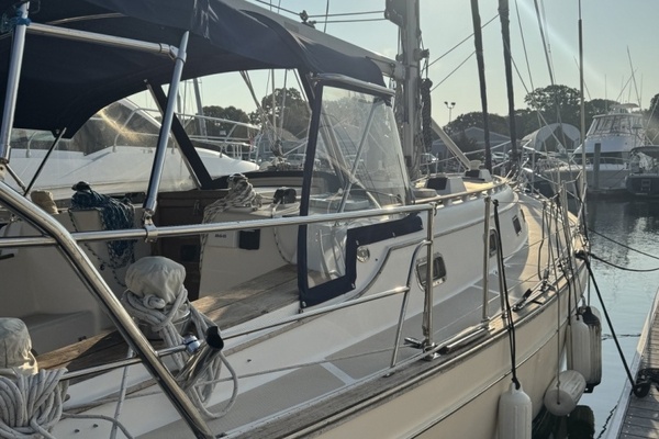 Abundance 40ft Island Packet Yacht For Sale