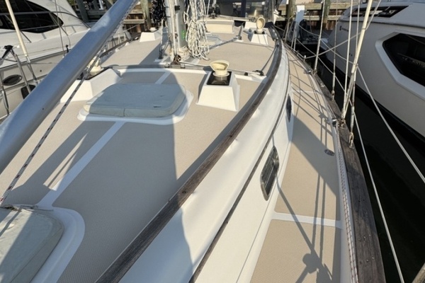 Abundance 40ft Island Packet Yacht For Sale