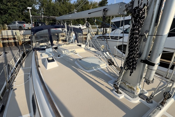 Abundance 40ft Island Packet Yacht For Sale