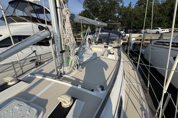 Abundance 40ft Island Packet Yacht For Sale