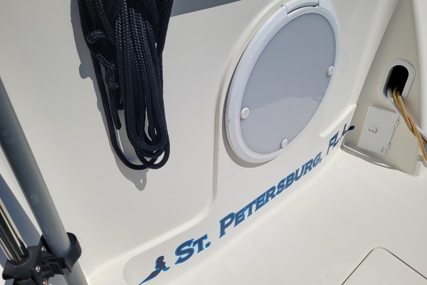 Midnight Blue 35ft Silverton Yacht For Sale