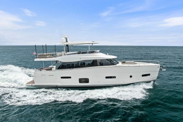 BACKSTAGE 66ft Azimut Yacht For Sale