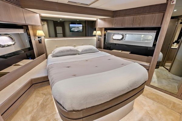BACKSTAGE 66ft Azimut Yacht For Sale