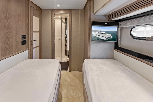 BACKSTAGE 66ft Azimut Yacht For Sale