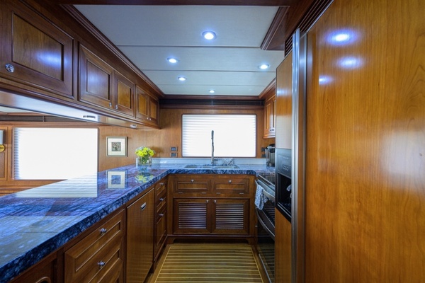 ON OUR WAY 80ft Outer Reef Yachts Yacht For Sale