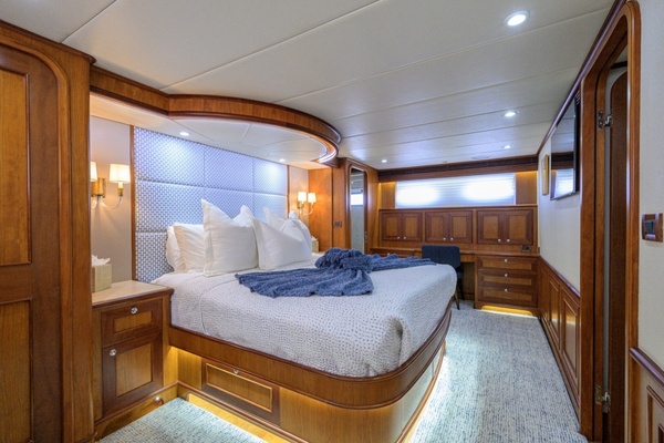 ON OUR WAY 80ft Outer Reef Yachts Yacht For Sale
