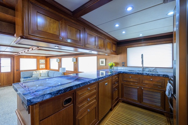 ON OUR WAY 80ft Outer Reef Yachts Yacht For Sale