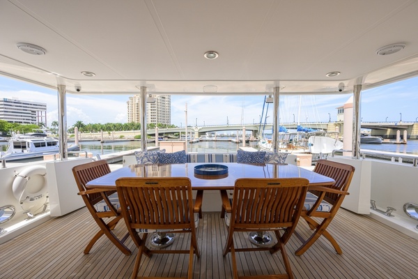 ON OUR WAY 80ft Outer Reef Yachts Yacht For Sale