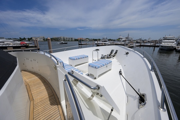 ON OUR WAY 80ft Outer Reef Yachts Yacht For Sale