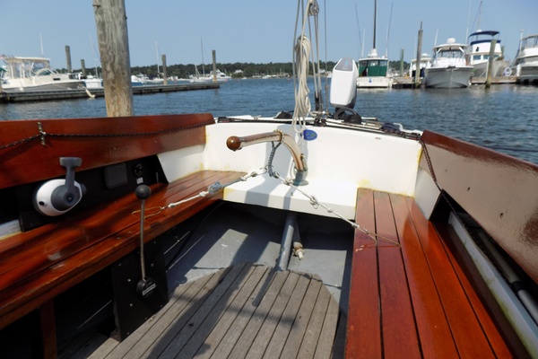 Aren t we Lucky 22ft Pearson Yacht For Sale